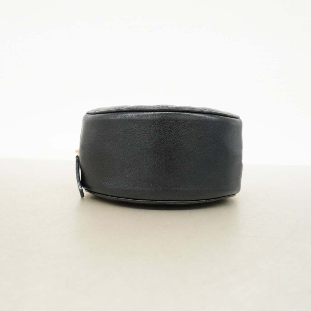 CHANEL Black Lambskin Leather Shoulder Bag - Picture 3 of 9